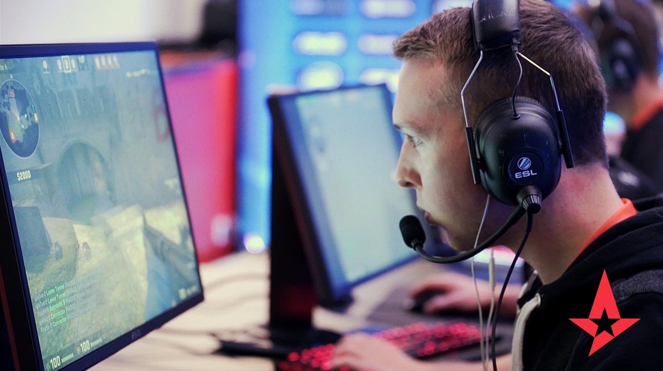  Lukas “gla1ve” Rossander (source).