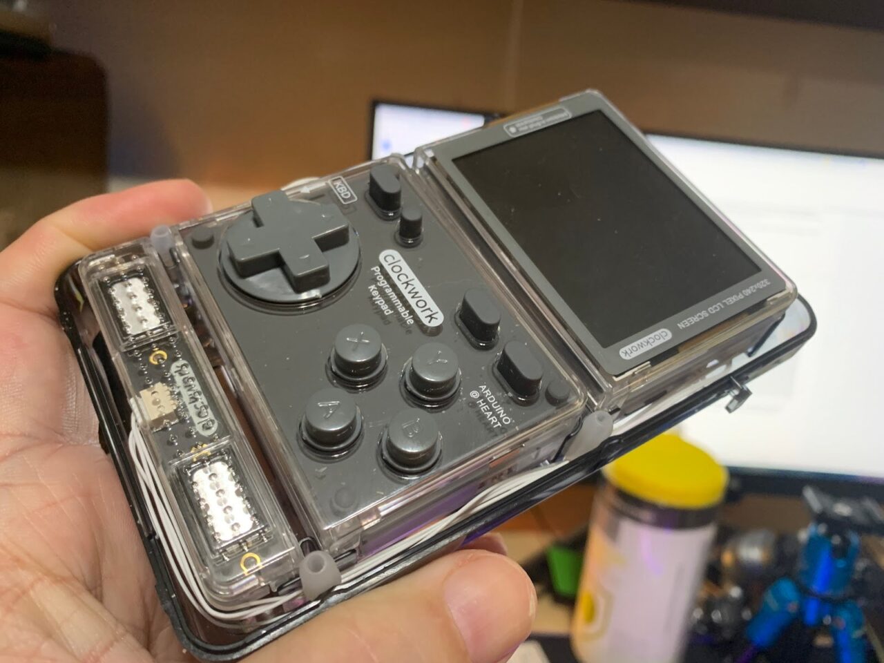 DIY Retro Gaming Handheld Is As Fun To Build As It Is To Play - Kotaku