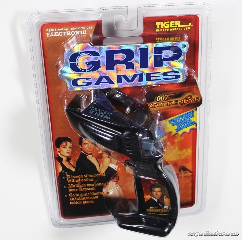 Photo: 007Collector.com