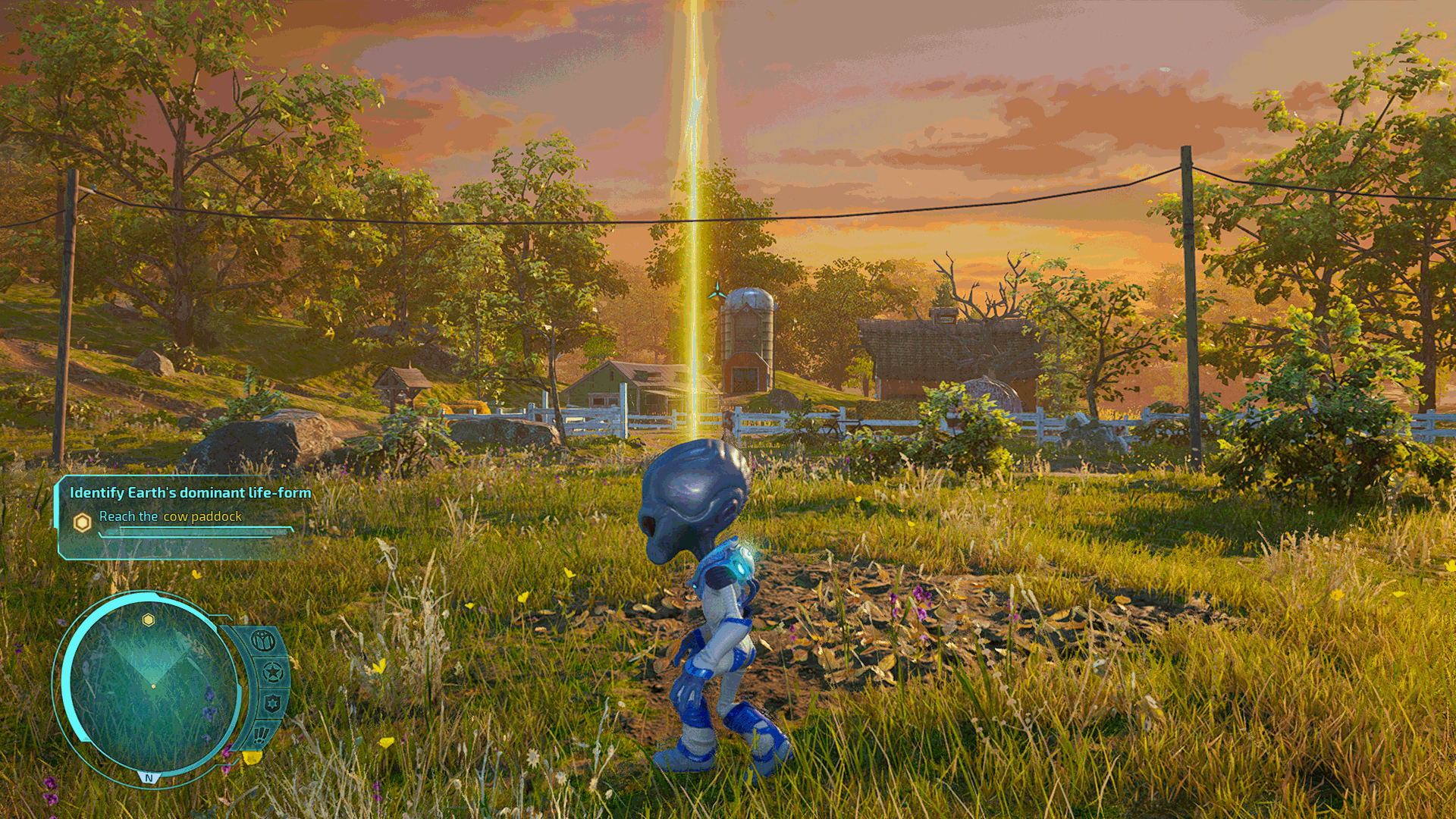 The remake has the HUD on the left, Original on the right