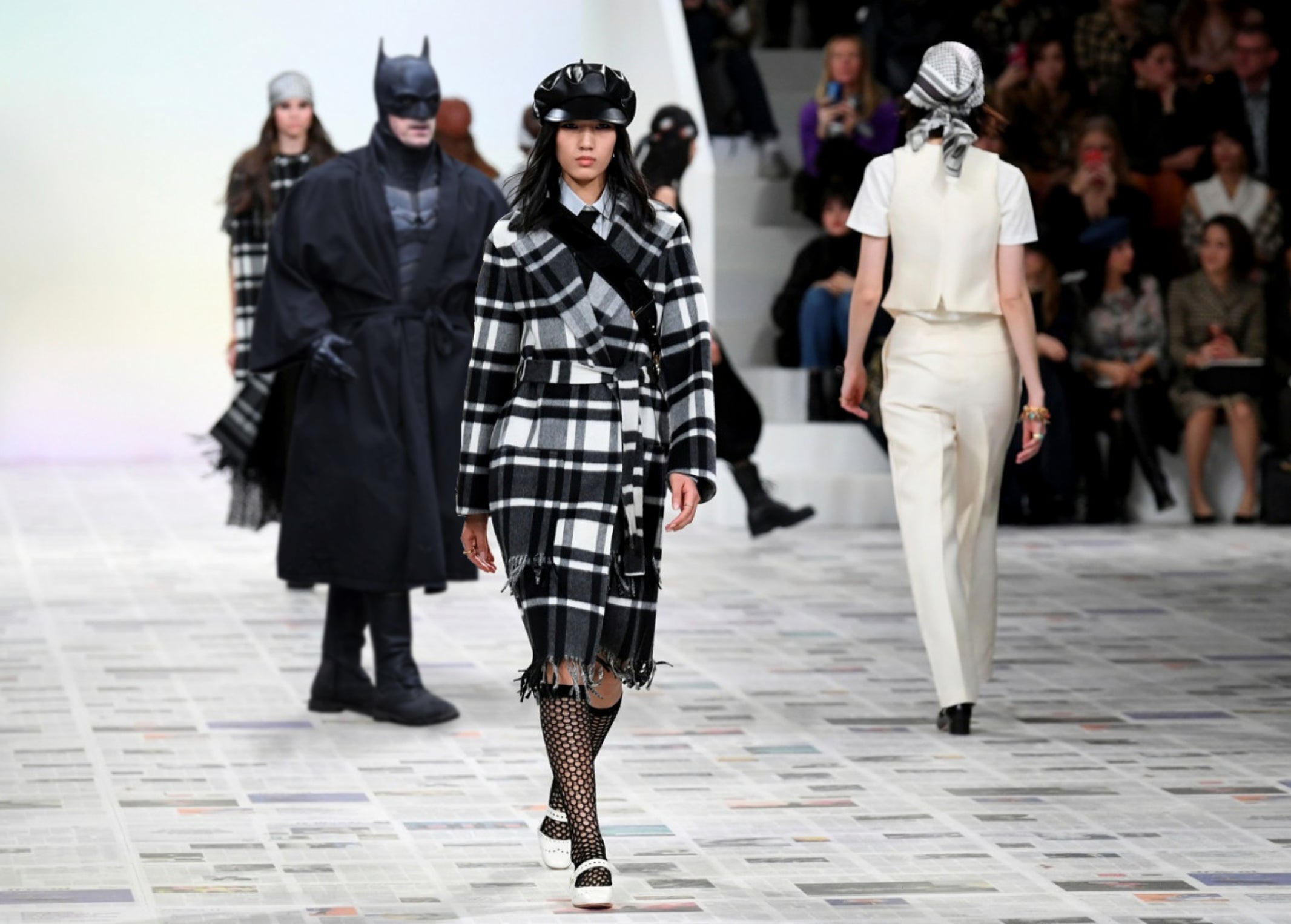 Stevemcdude snags the award for “Best Runway Walk.”