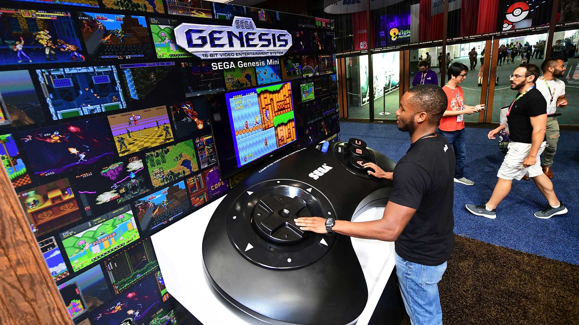 I roll my eyes when people say the Xbox controller was big. Like bro, have you seen Sega.