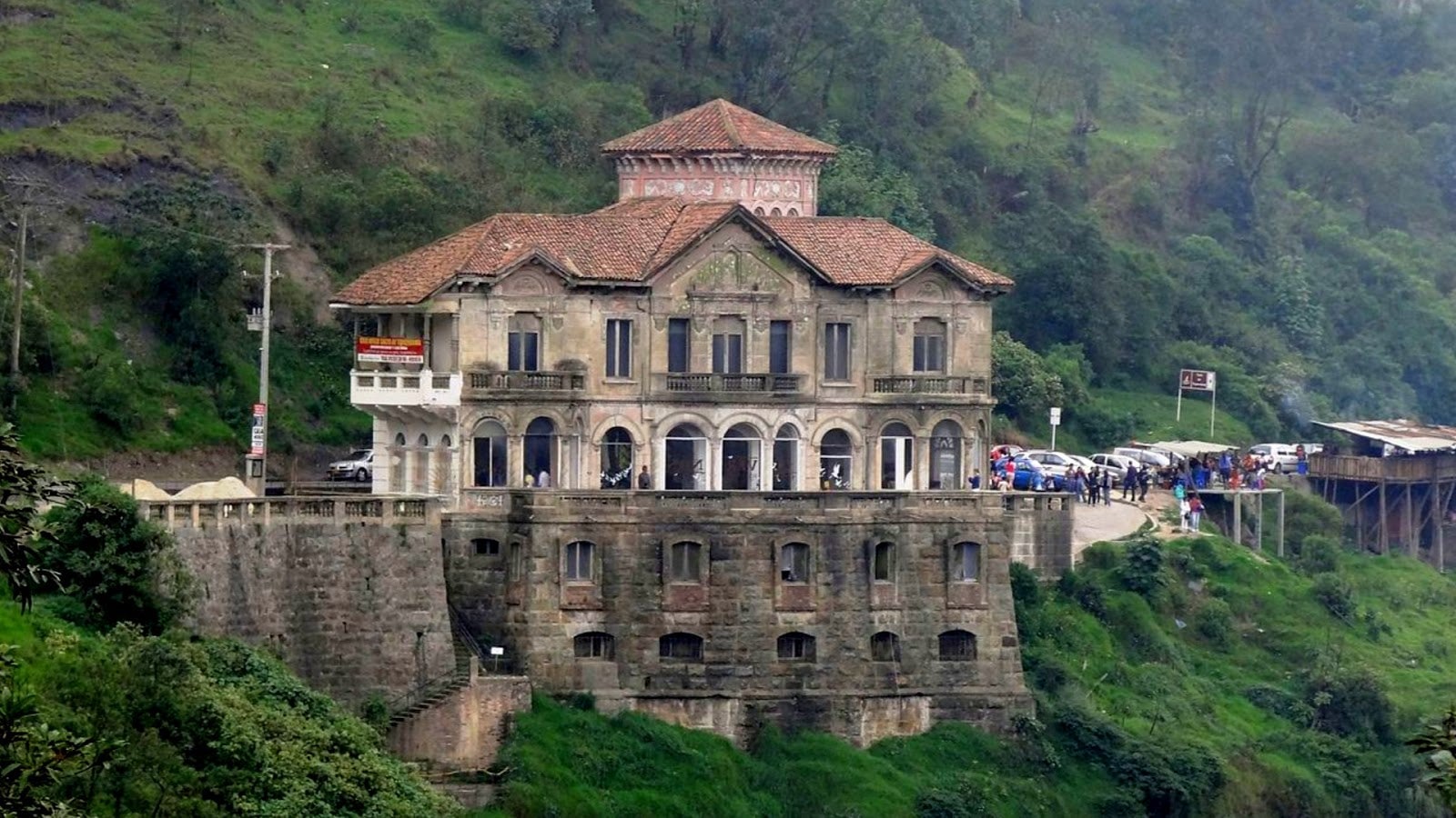 A few too many cars for my taste.