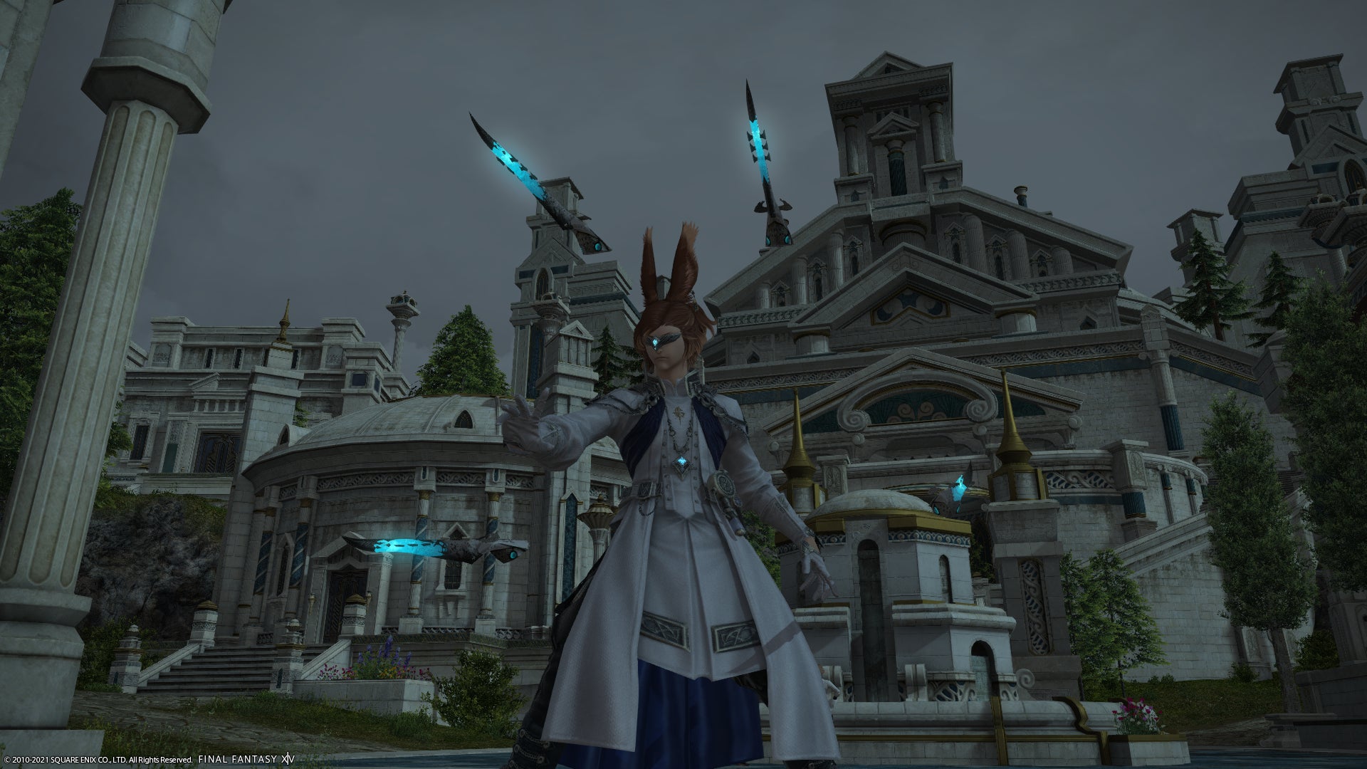 We infiltrated the city under cover of darkness. 