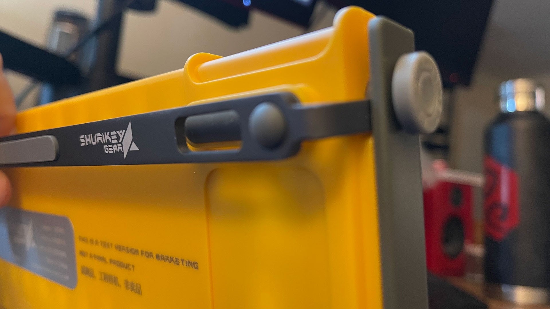 It almost looks like a carrying handle, doesn’t it? 