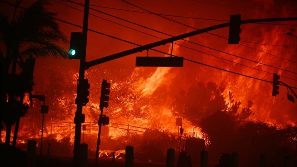 As Deadly LA Fires Rage Nearby, Riot Games Promises To 'Give Back In ...