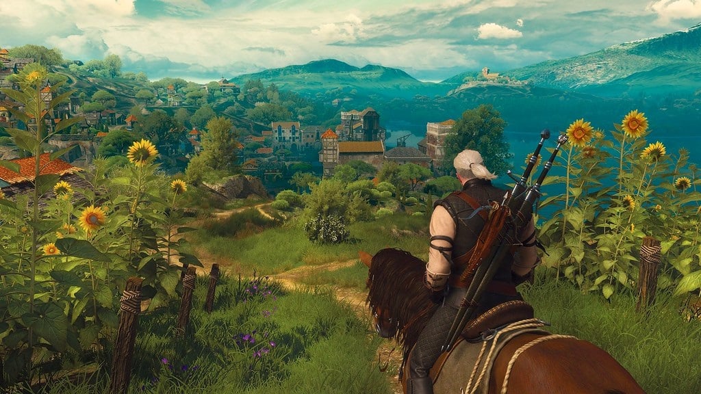 Geralt rides a horse to Toussaint.