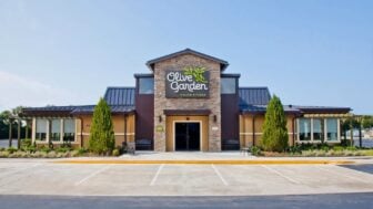 Olive Garden Exterior Hr