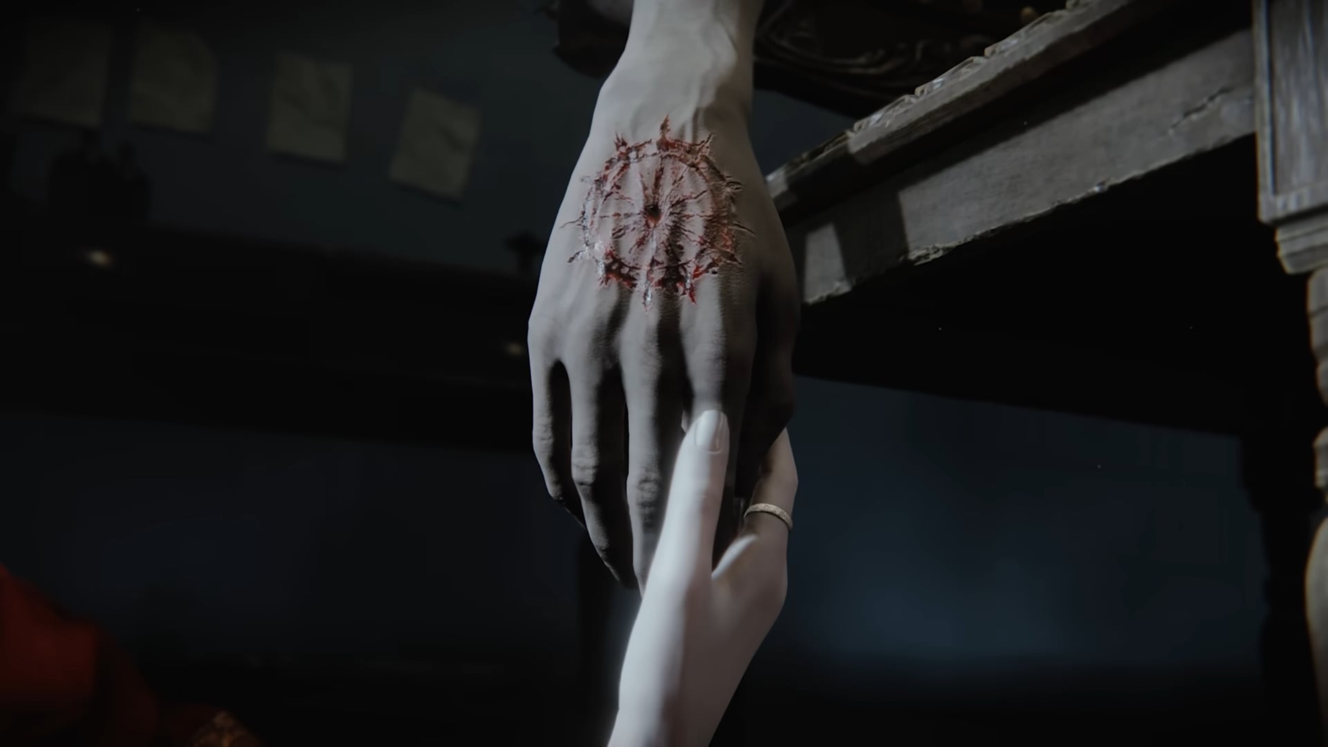 Duskbloods Hands
