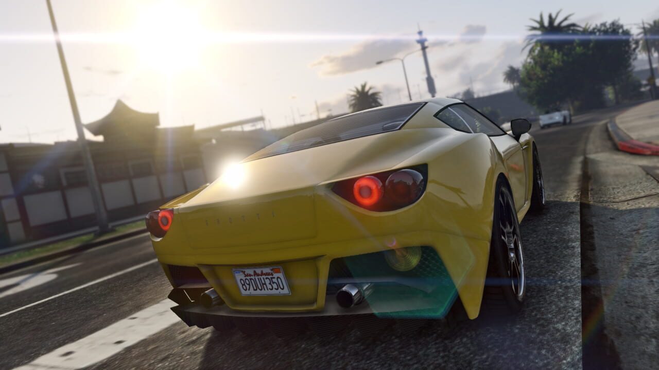 Grand Theft Auto V: Premium Online Edition & Whale Shark Card Bundle