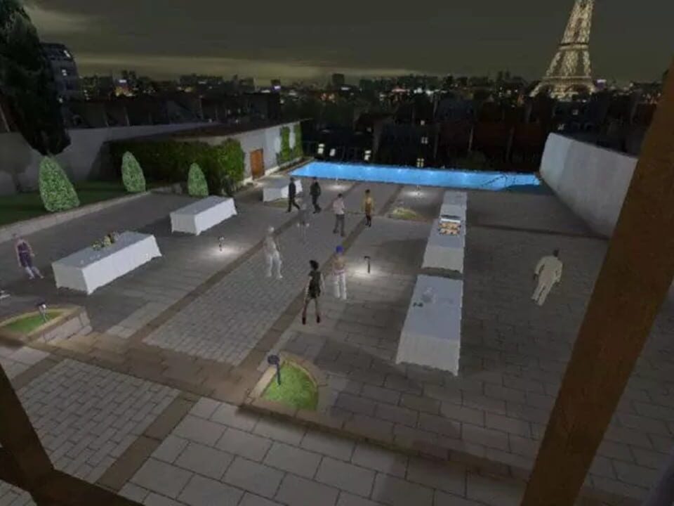 Zoom: Paparazzi in Action