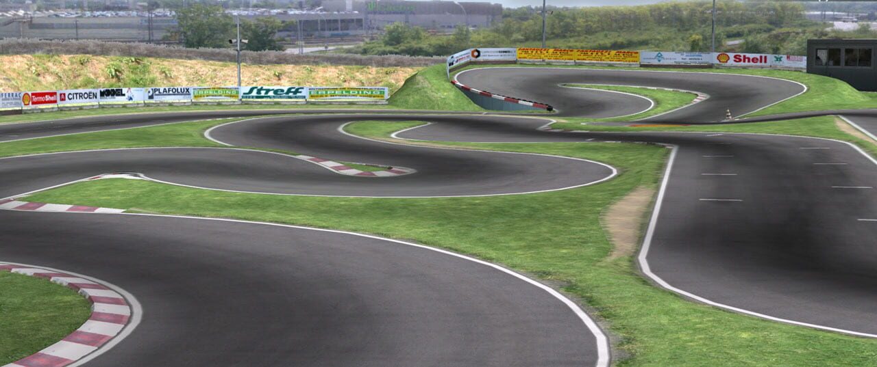 VRC Pro: Deluxe Nitro On-Road Tracks