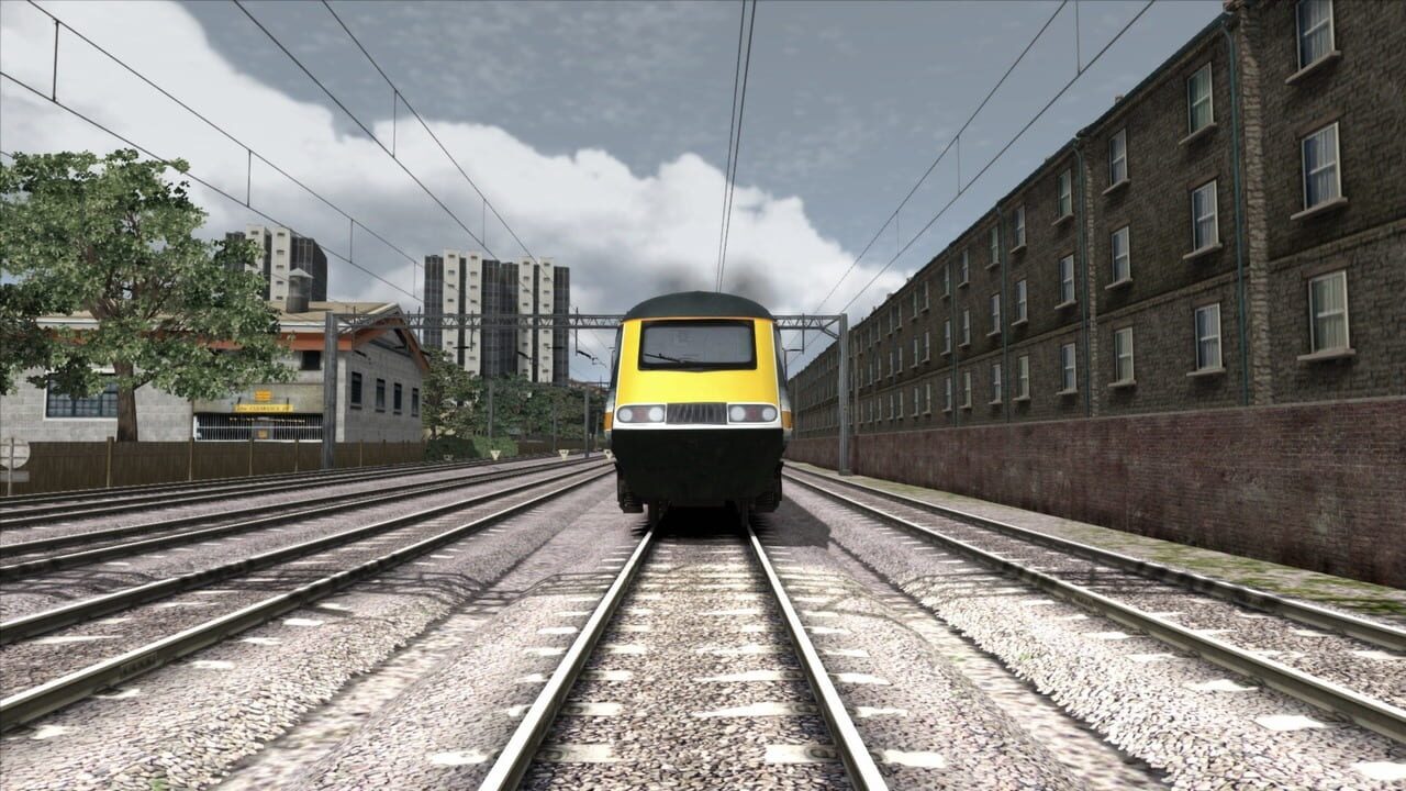 Train Simulator: Green & Gold HST DMU Add-On