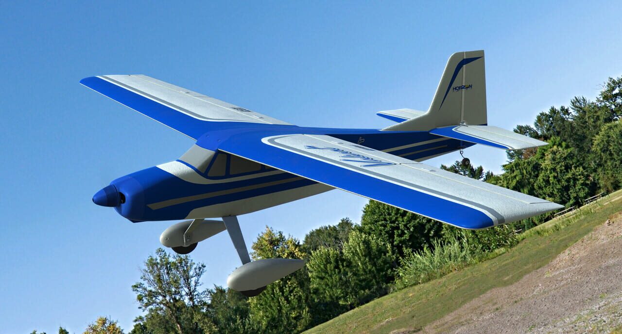 RealFlight Evolution: E-flite Valiant 1.3m