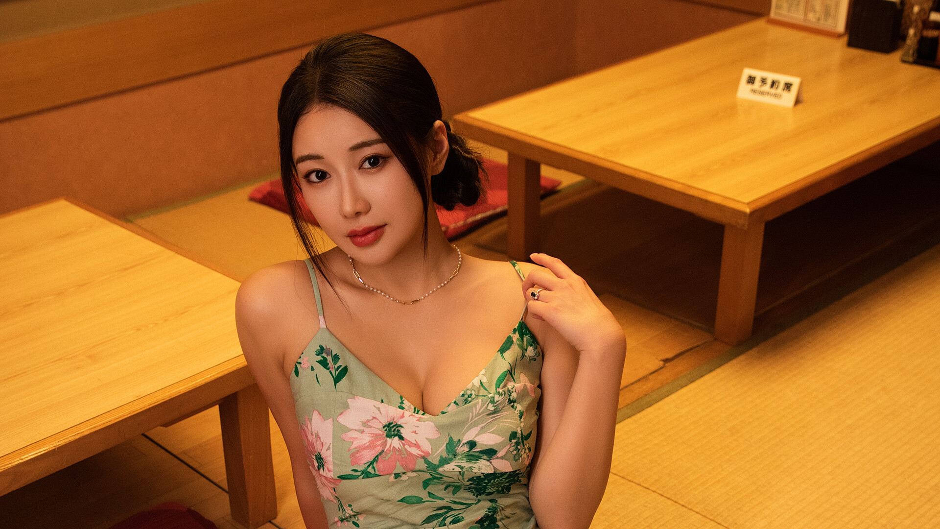 Refate: Echoes of Desire