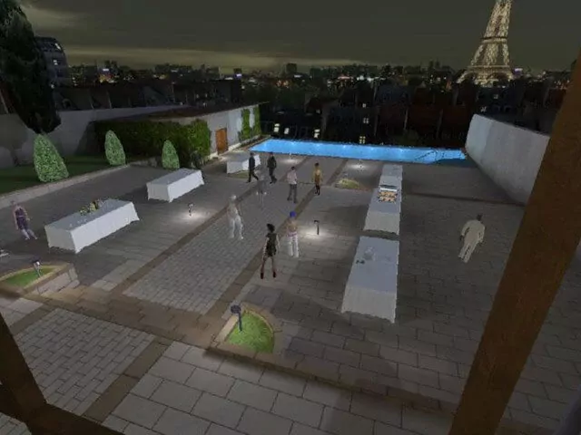 Zoom: Paparazzi in Action