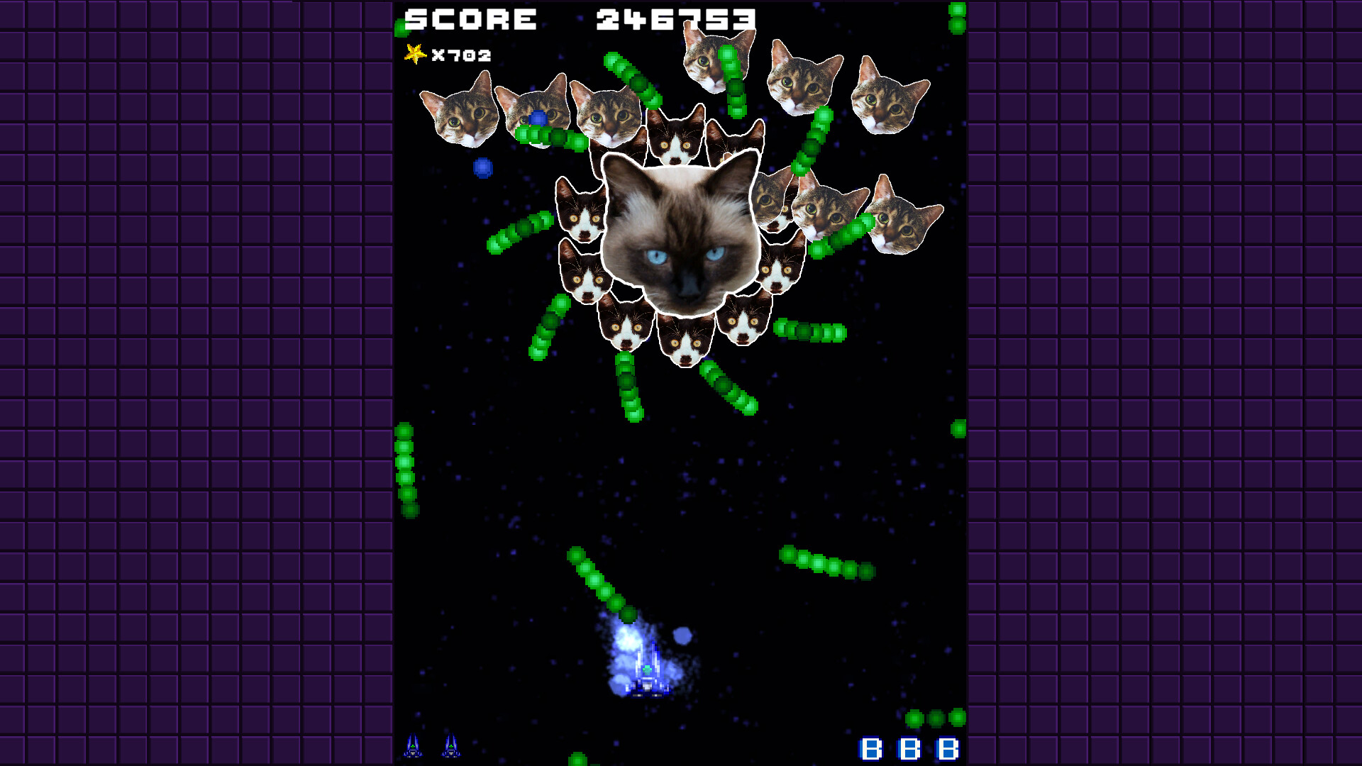 Lunyatic Invaders
