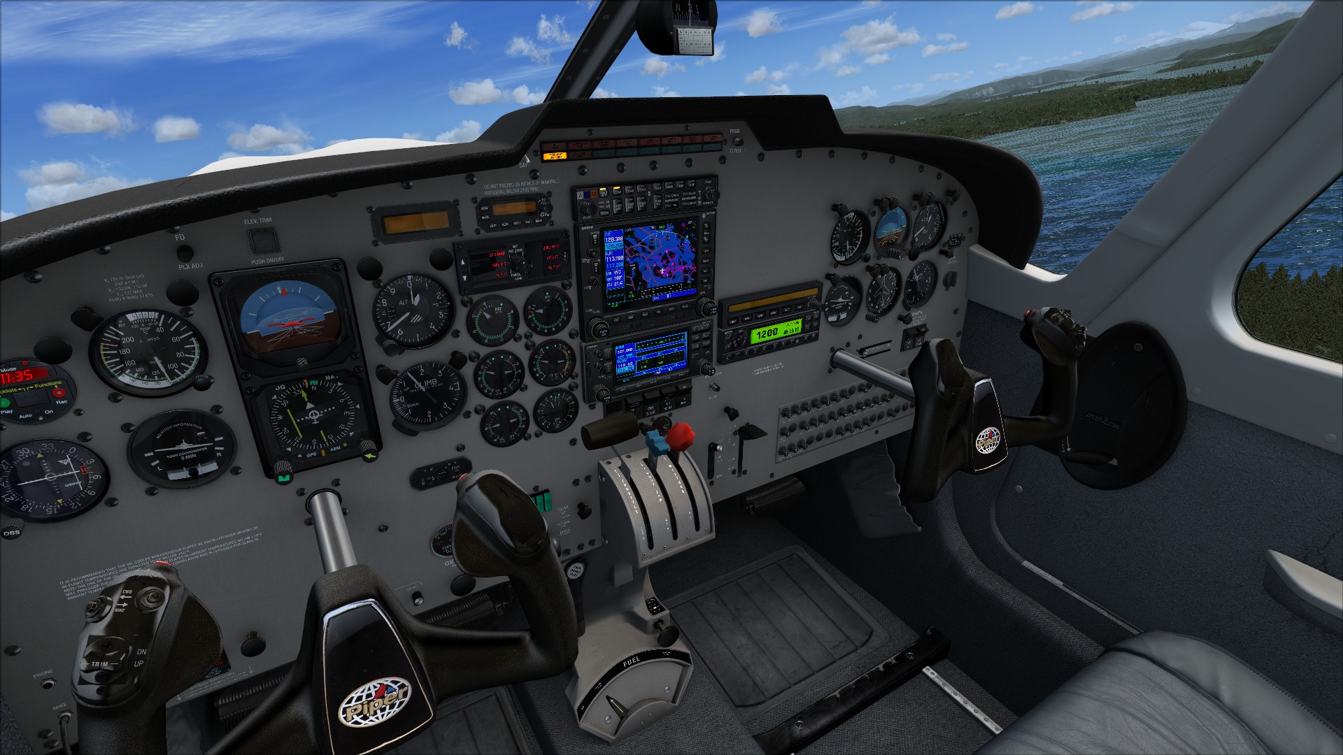 Microsoft Flight Simulator X: Steam Edition – Piper PA-32 Saratoga II TC