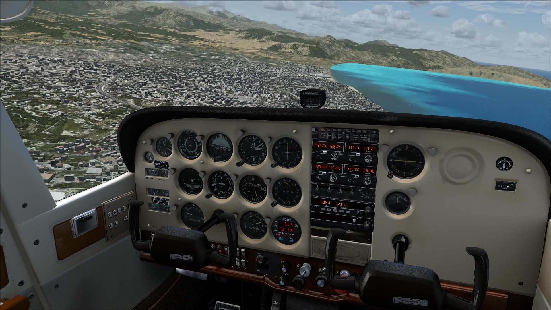 Microsoft Flight Simulator X: Steam Edition – Cessna C172RG Cutlass