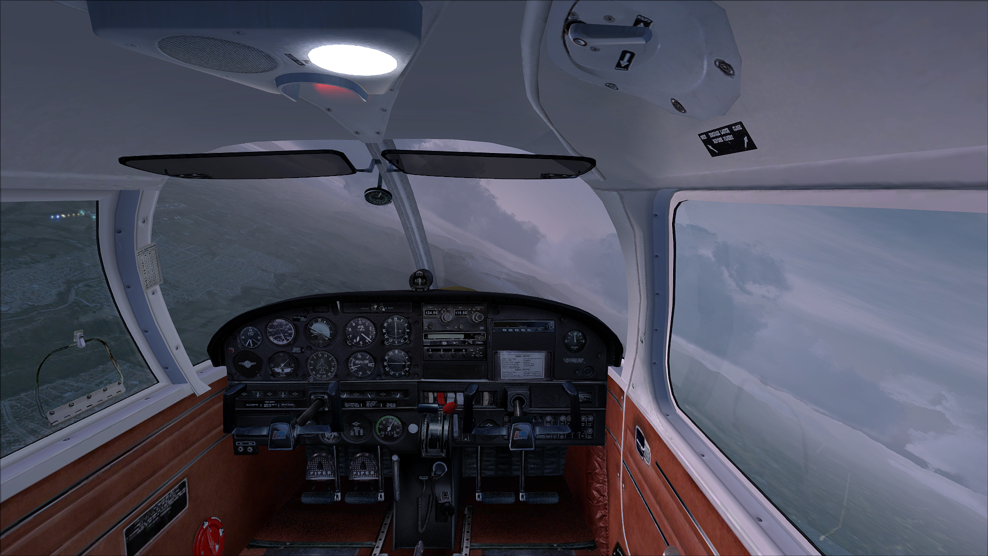 Microsoft Flight Simulator X: Steam Edition – Piper PA28 Cherokee 180F