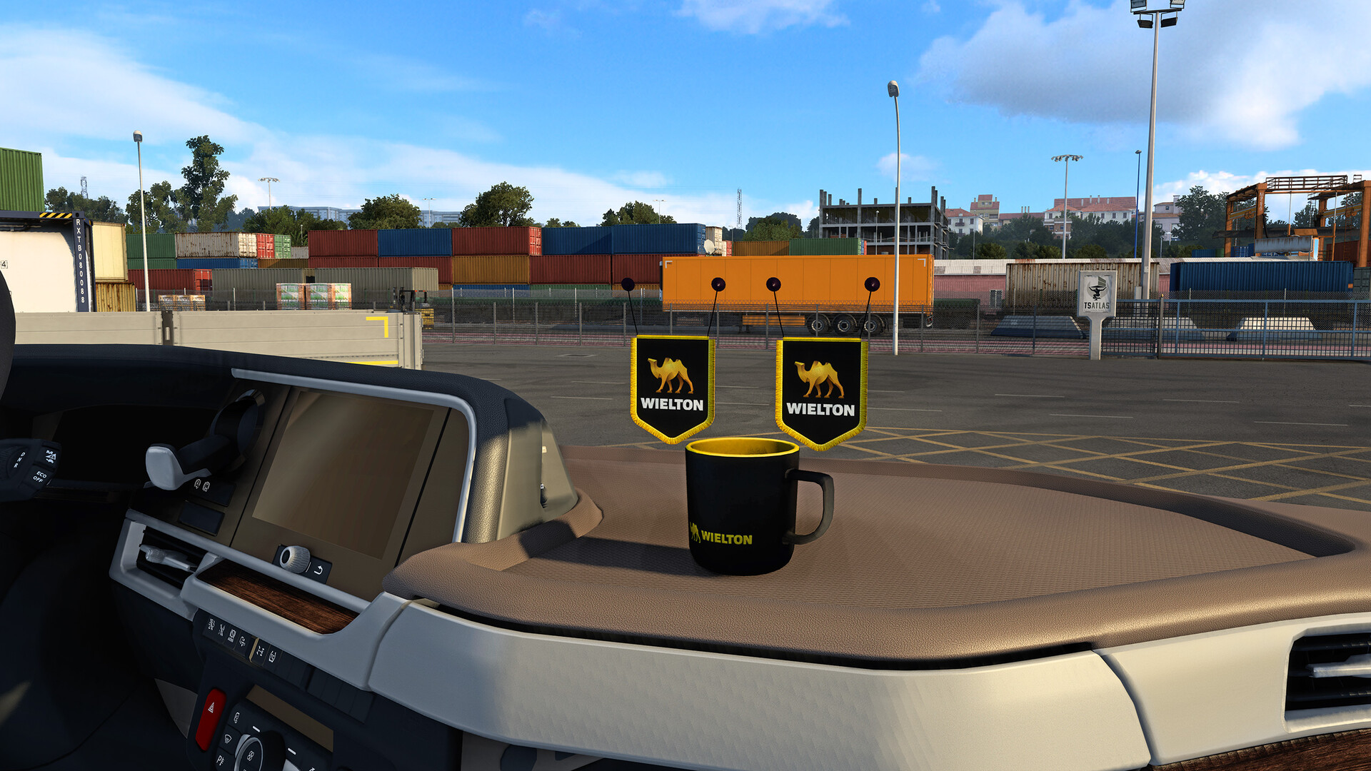 Euro Truck Simulator 2: Wielton Trailer Pack