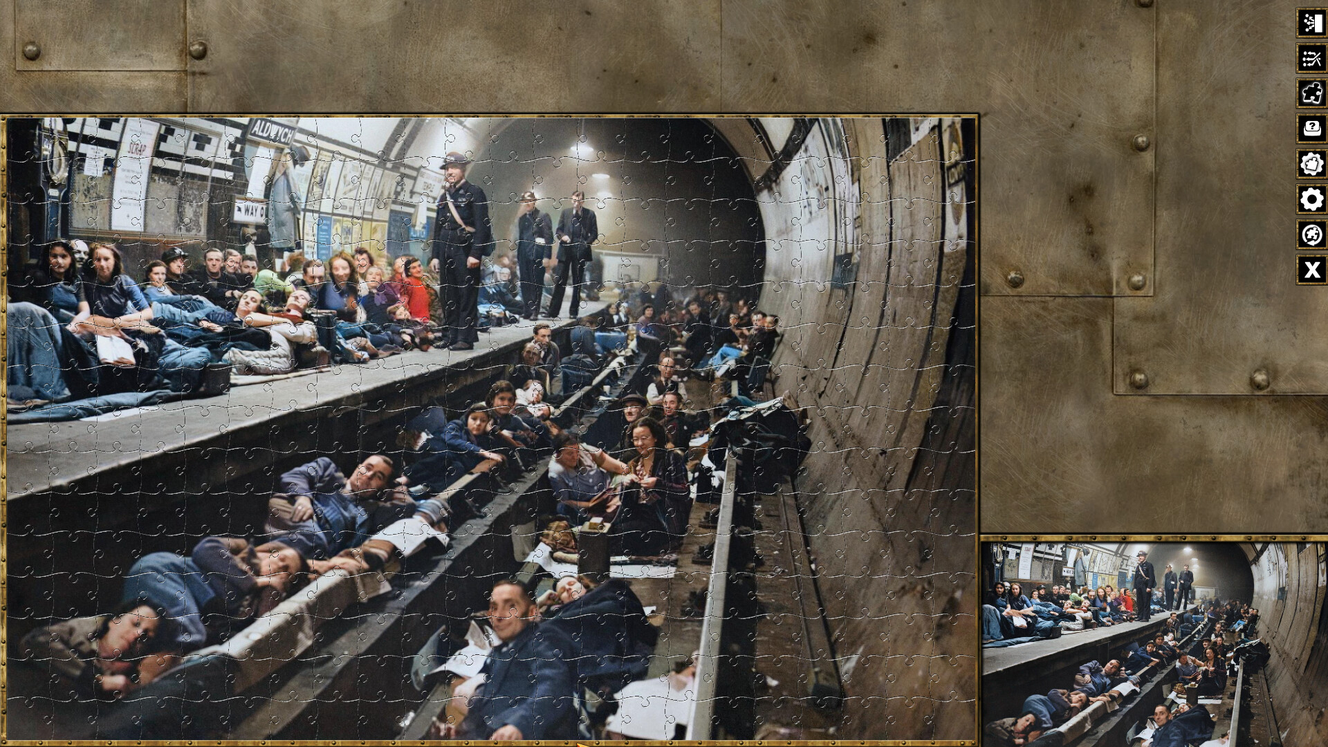 Pixel Puzzles WW2 Jigsaw: Pack – The Blitz