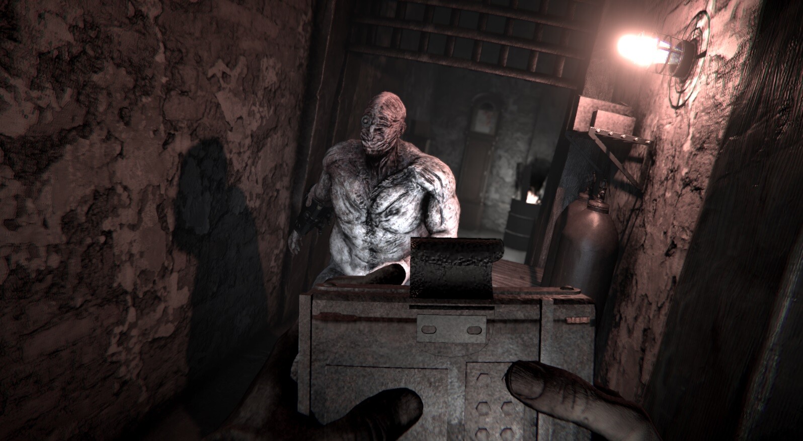 House of Horror: Outside is Better