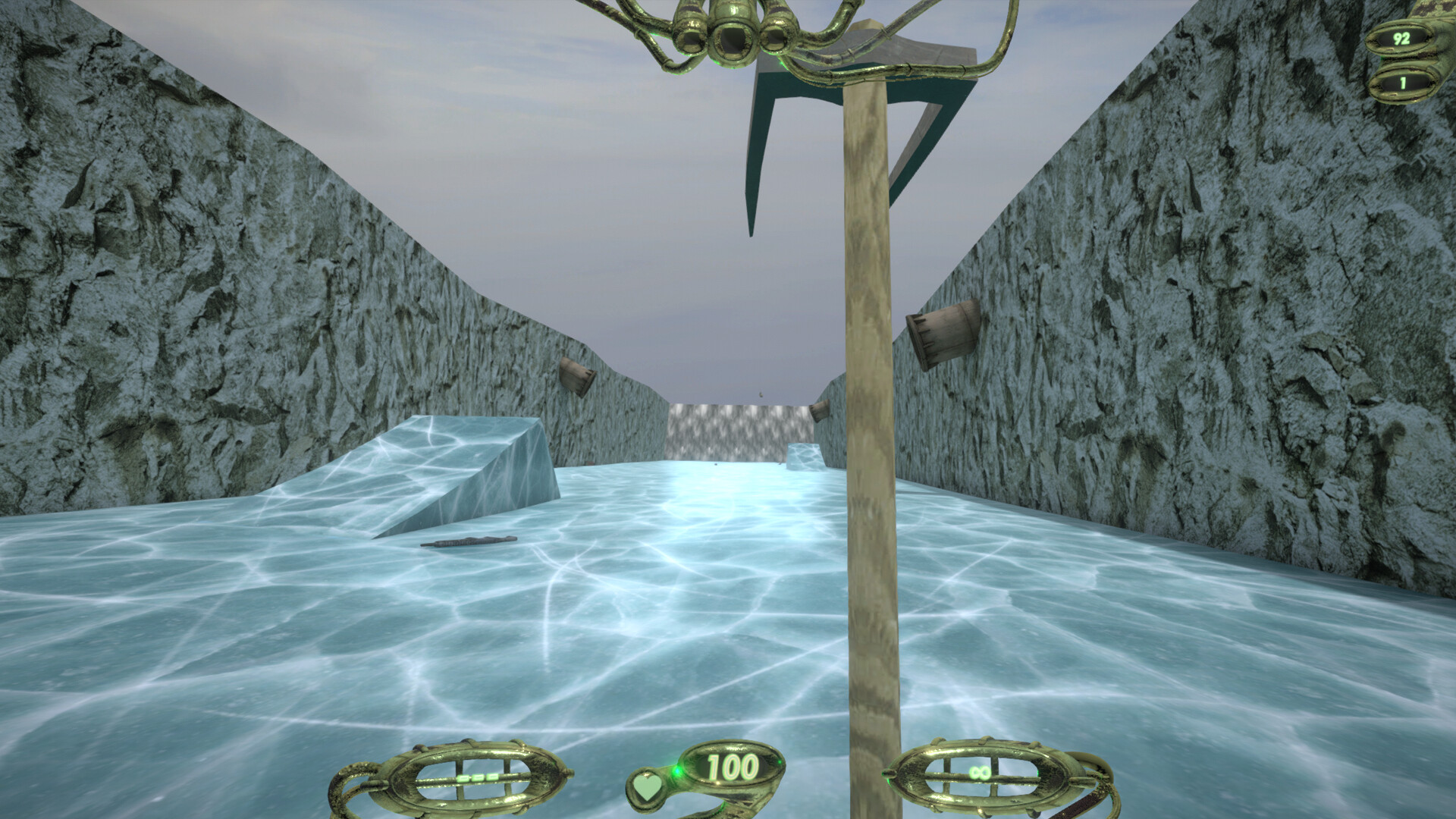 Straftat: Weapons, Maps and Hats